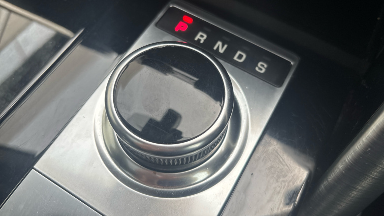 Land Rover Discovery 3.0 SD6 HSE Luxury 5dr Auto Diesel Station Wagon